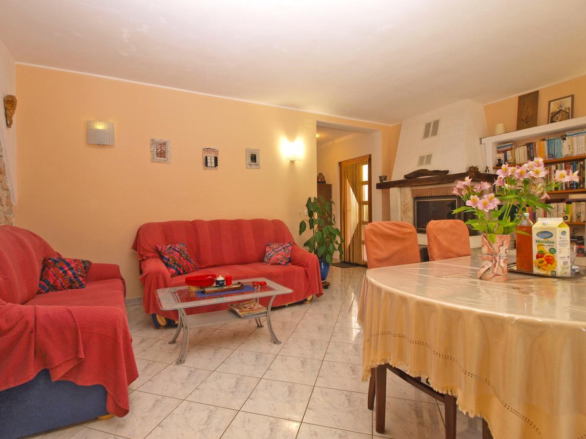 Apartments Vodnjanka 1656 エクステリア 写真