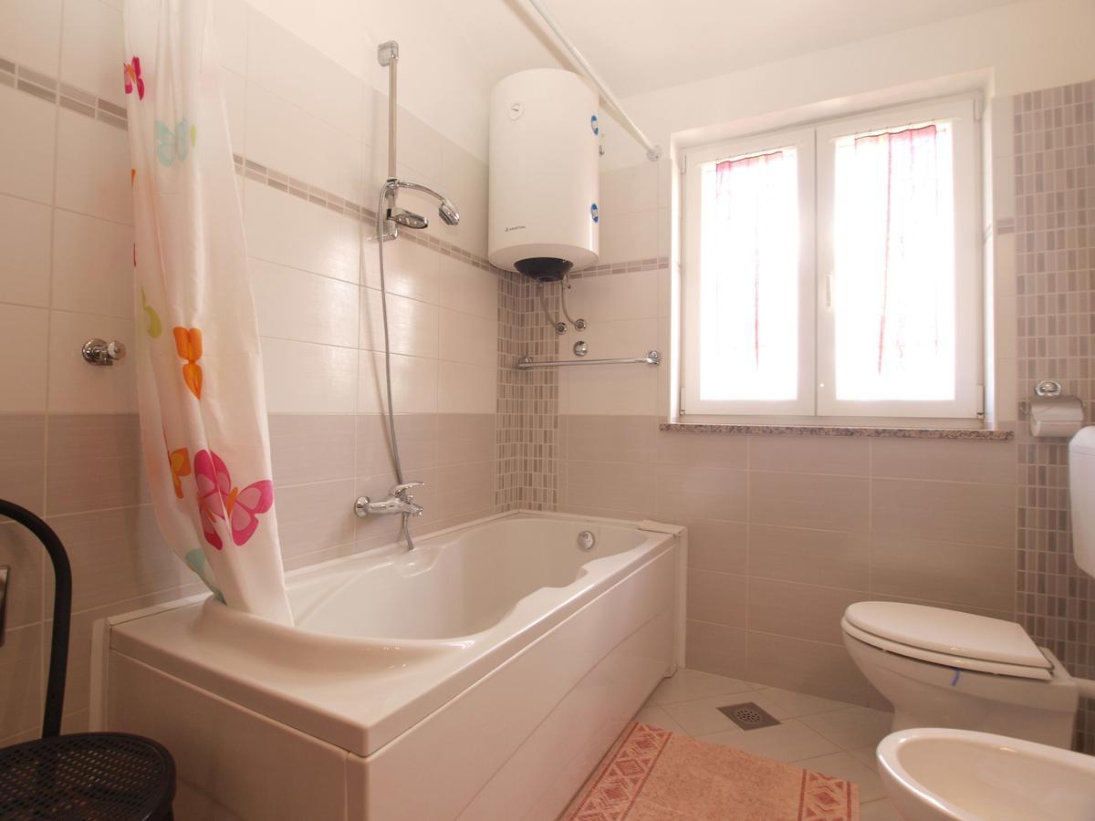 Apartments Vodnjanka 1656 エクステリア 写真