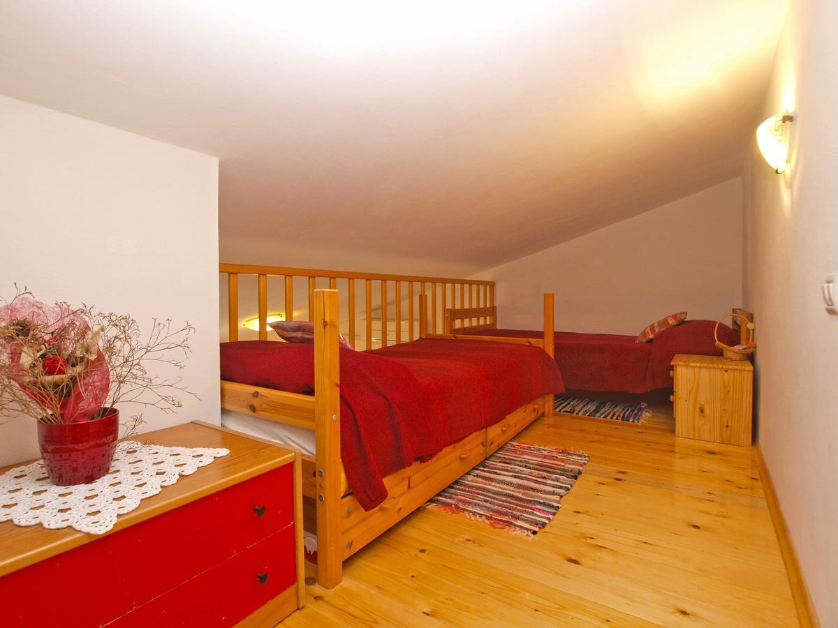 Apartments Vodnjanka 1656 エクステリア 写真